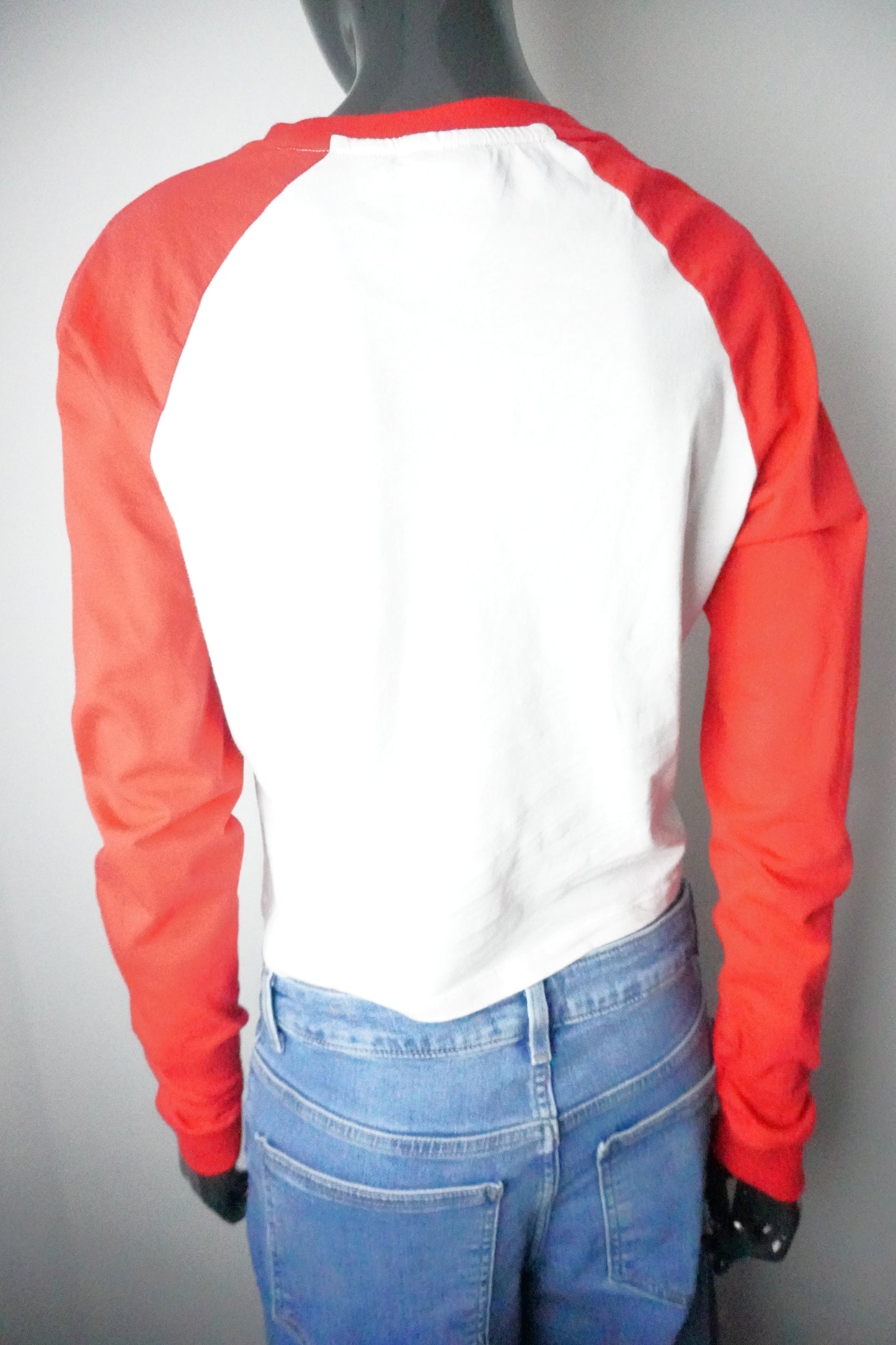 Langarmshirt v. Ragged Jeans