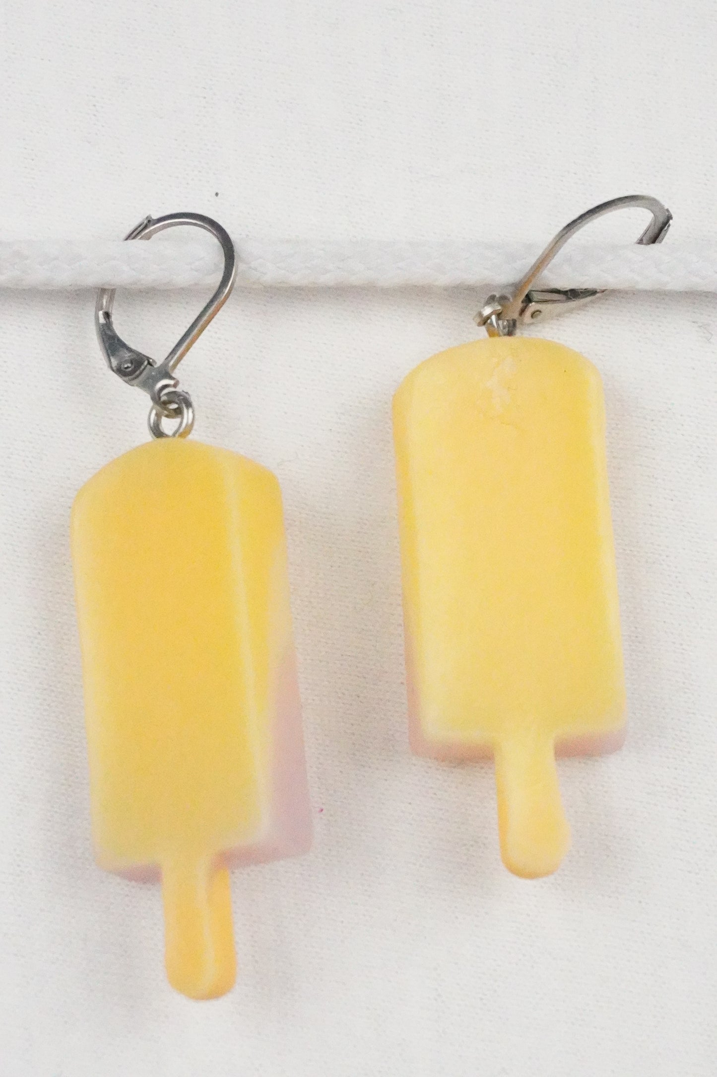 Eis-am-Stiel-Ohrhänger