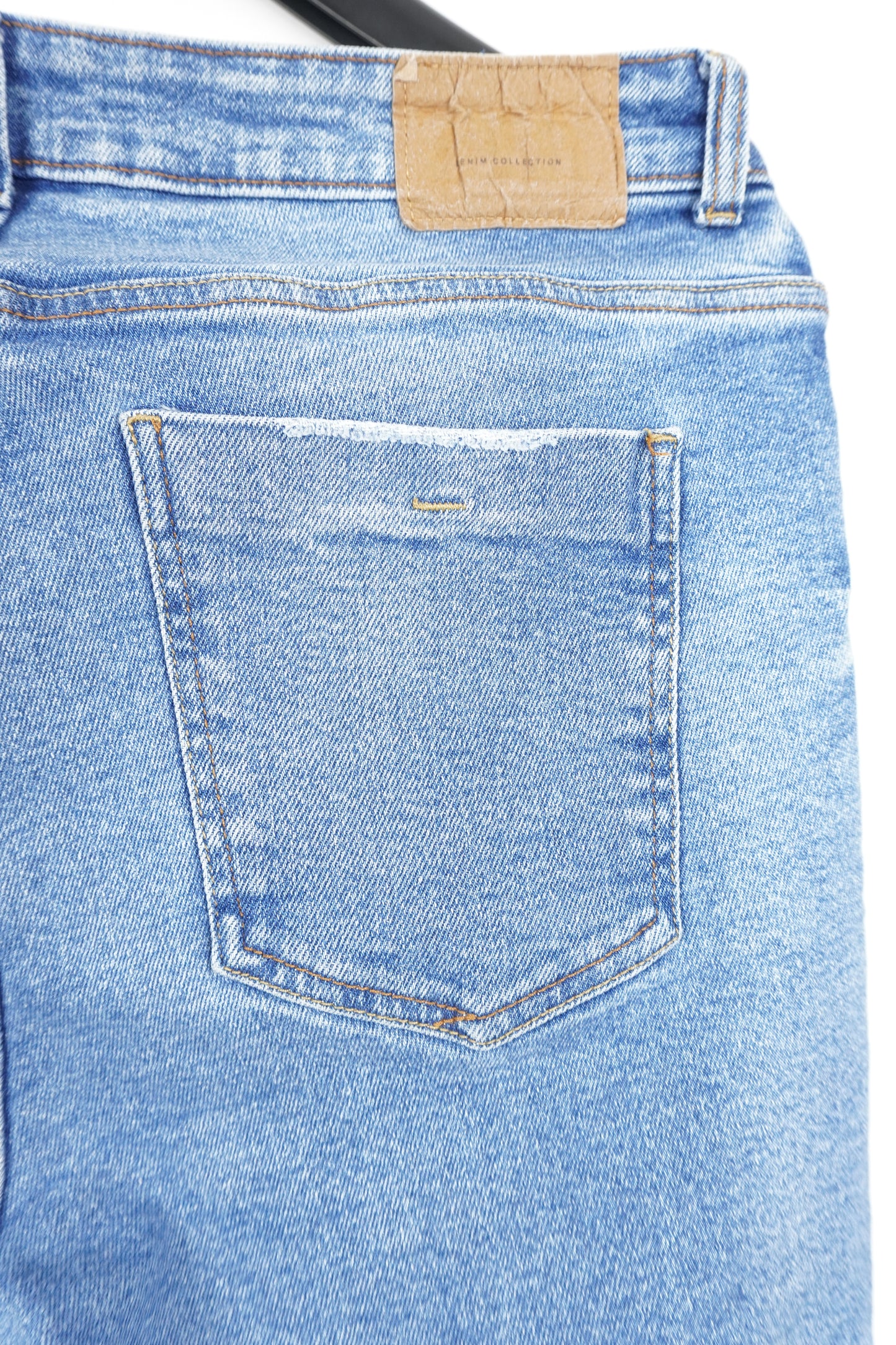 Zara Jeans mit Schlag