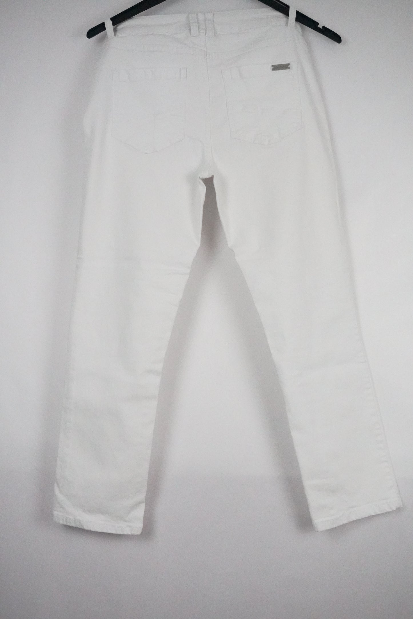 weiße Capri-Jeans