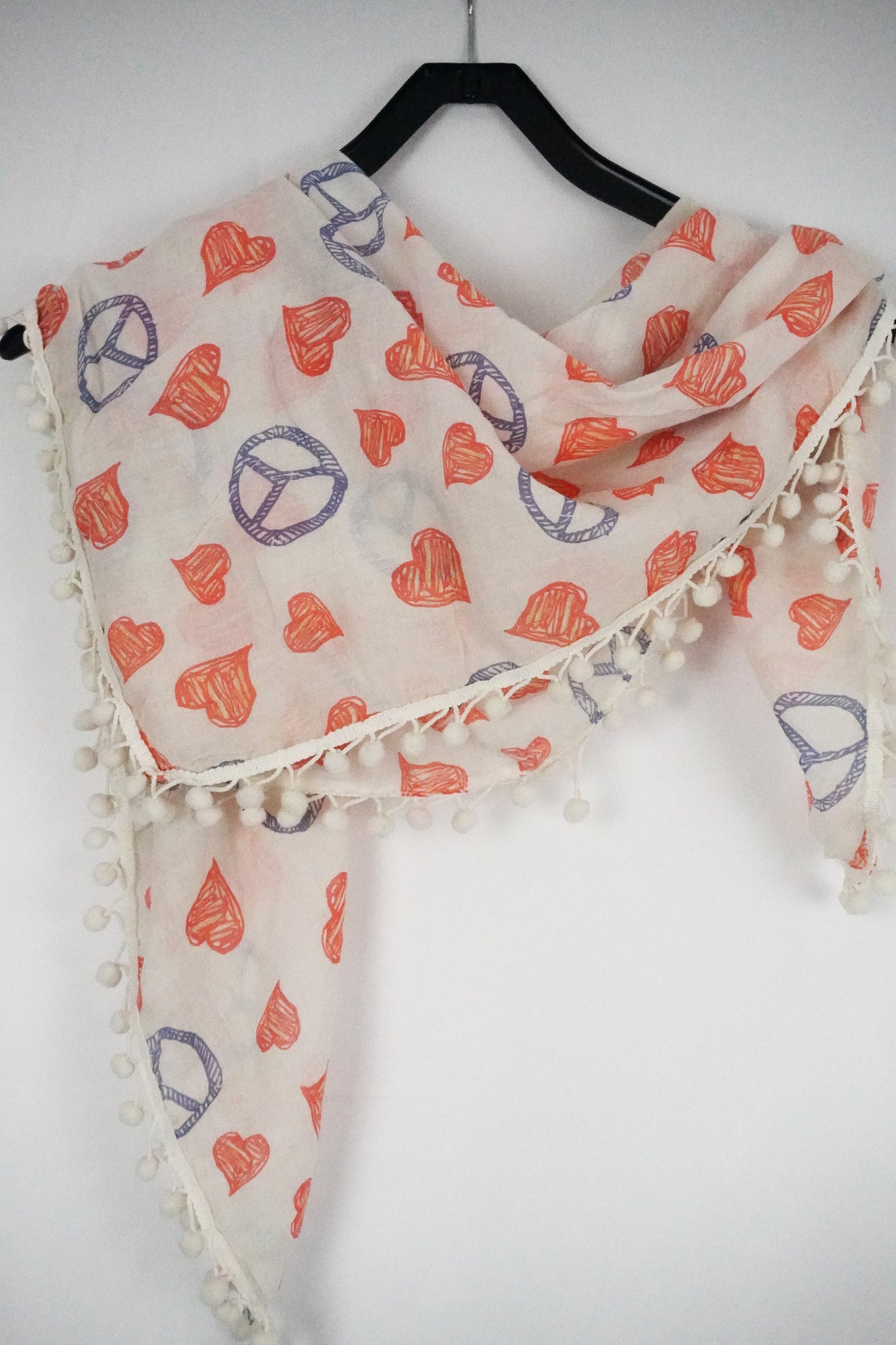 Tuch mit hearts & peace