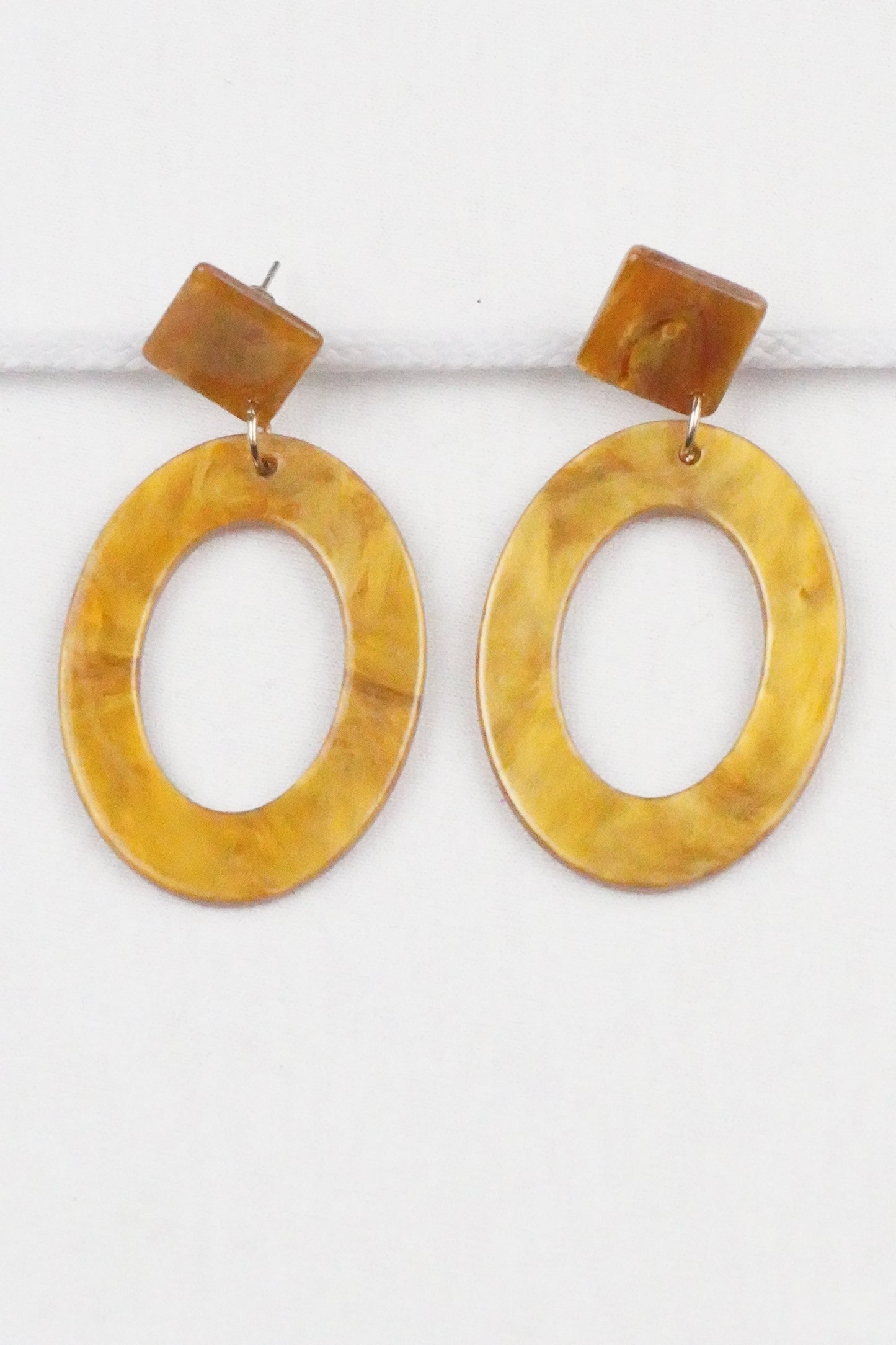 oval & ocker
