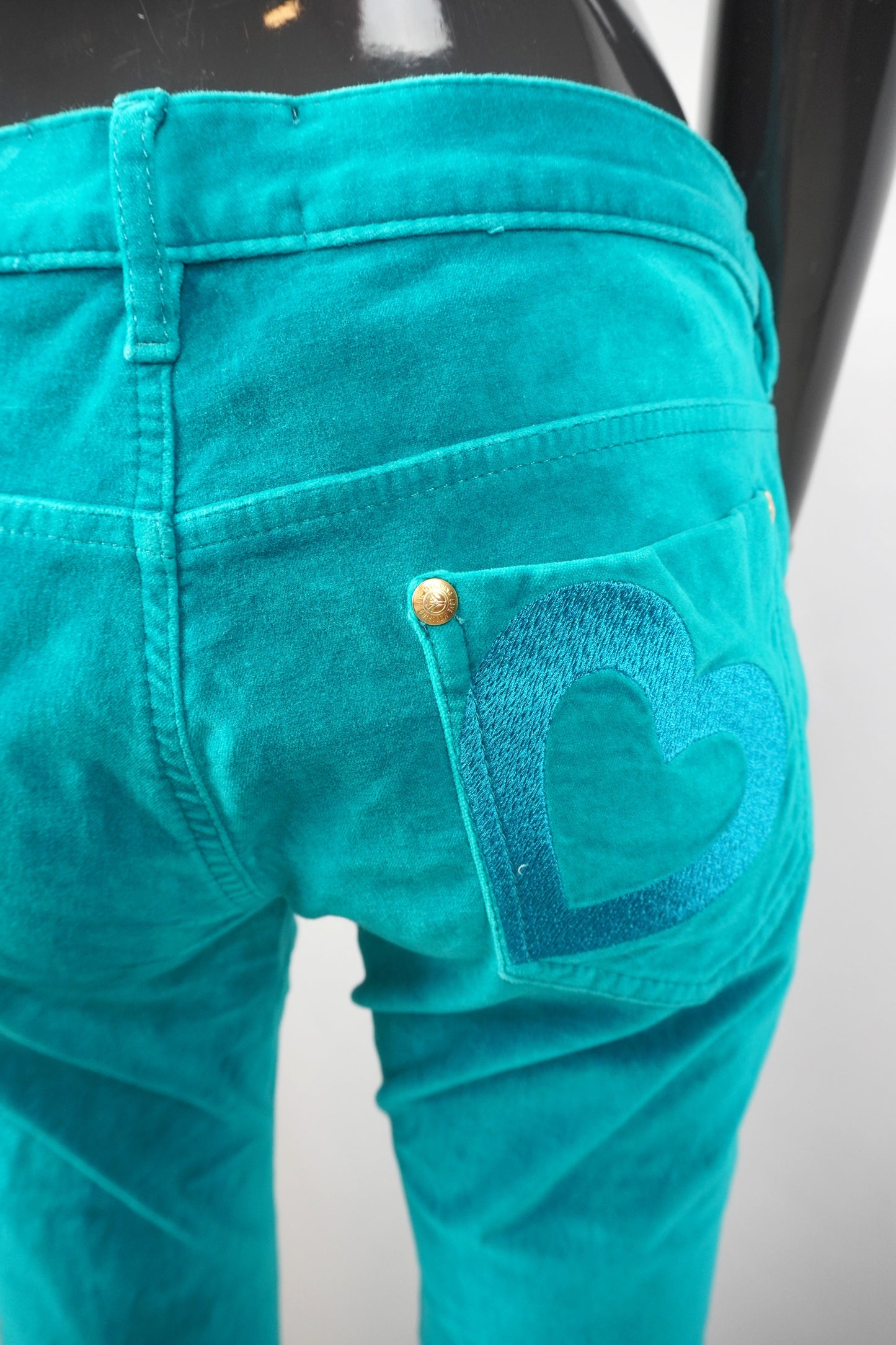 Samthose türkis LOVE Moschino