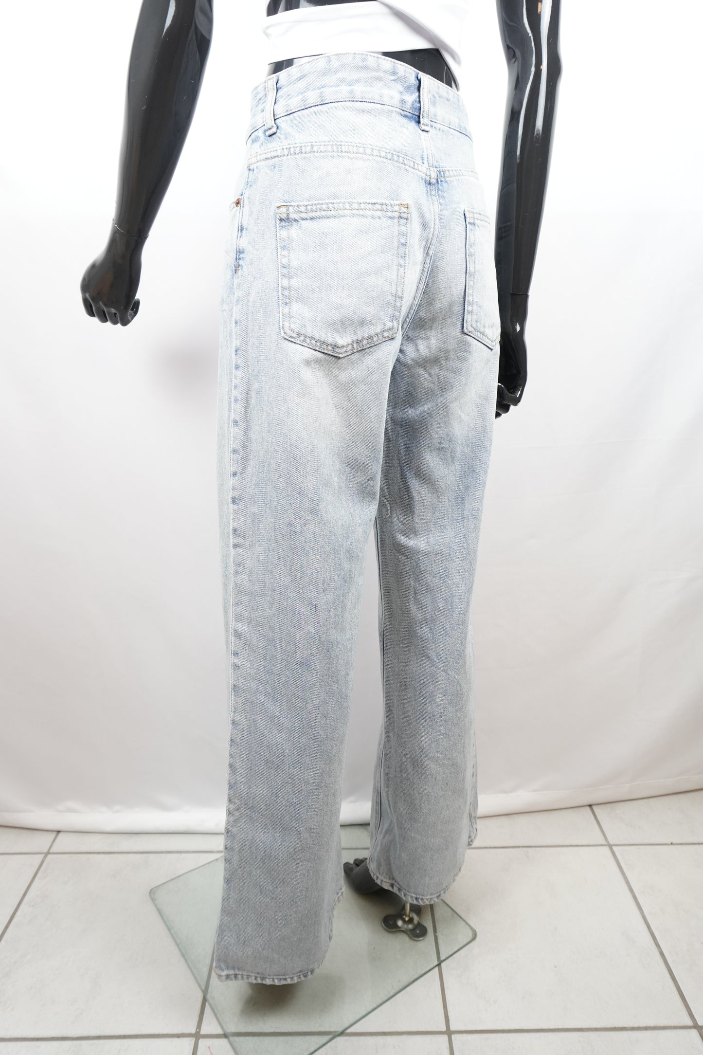 waisted straight Jeans
