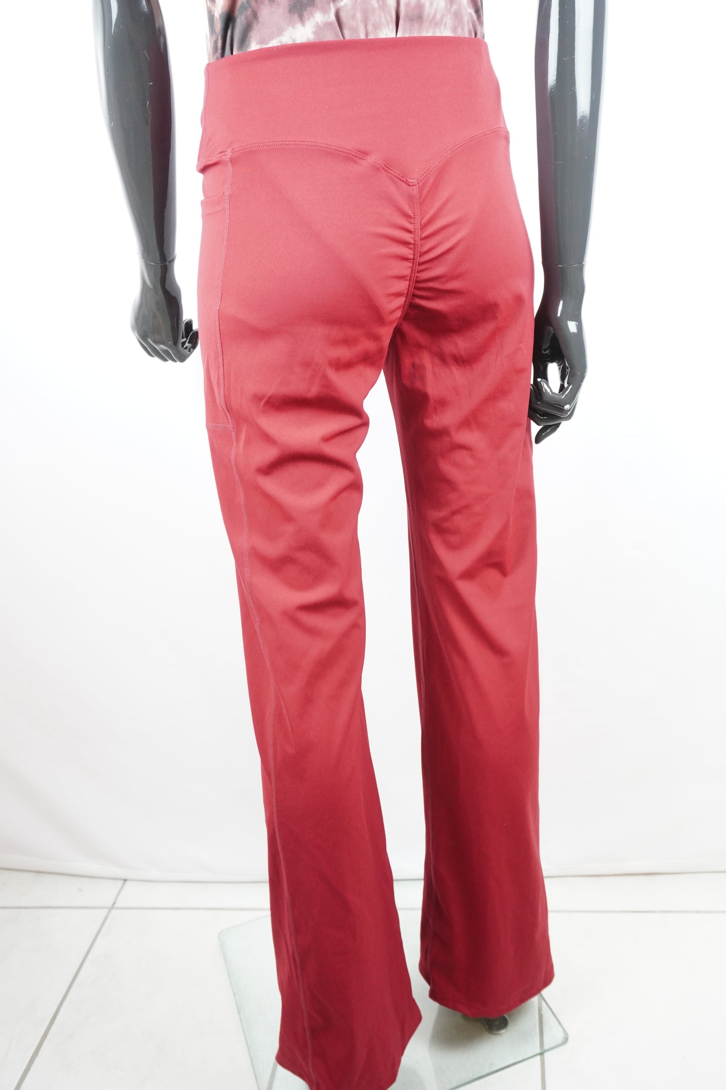 weinrote Sporthose with scrunch