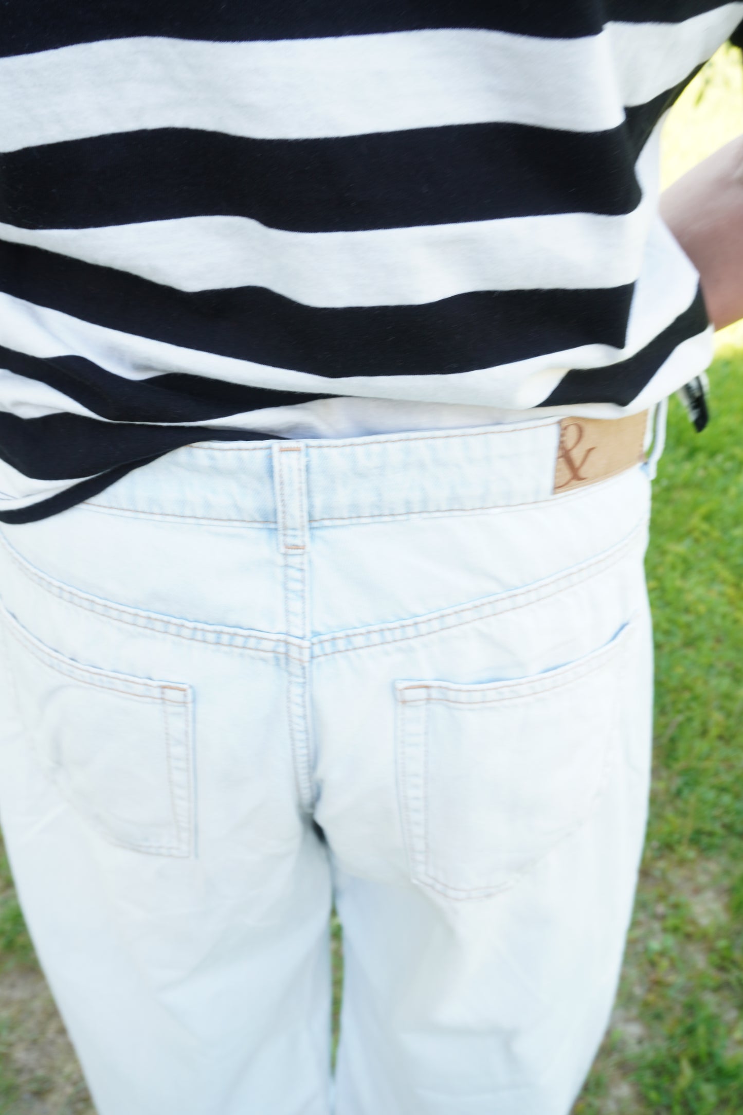 helle Jeans & Streifenshirt