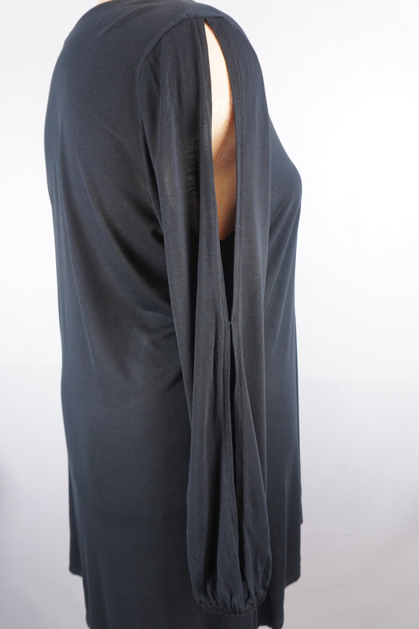 schwarzes Shirt-Kleid
