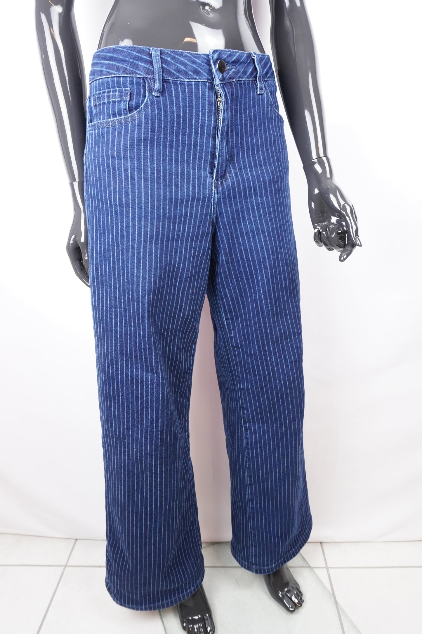 TMRW Jeans mit dezenten Streifen