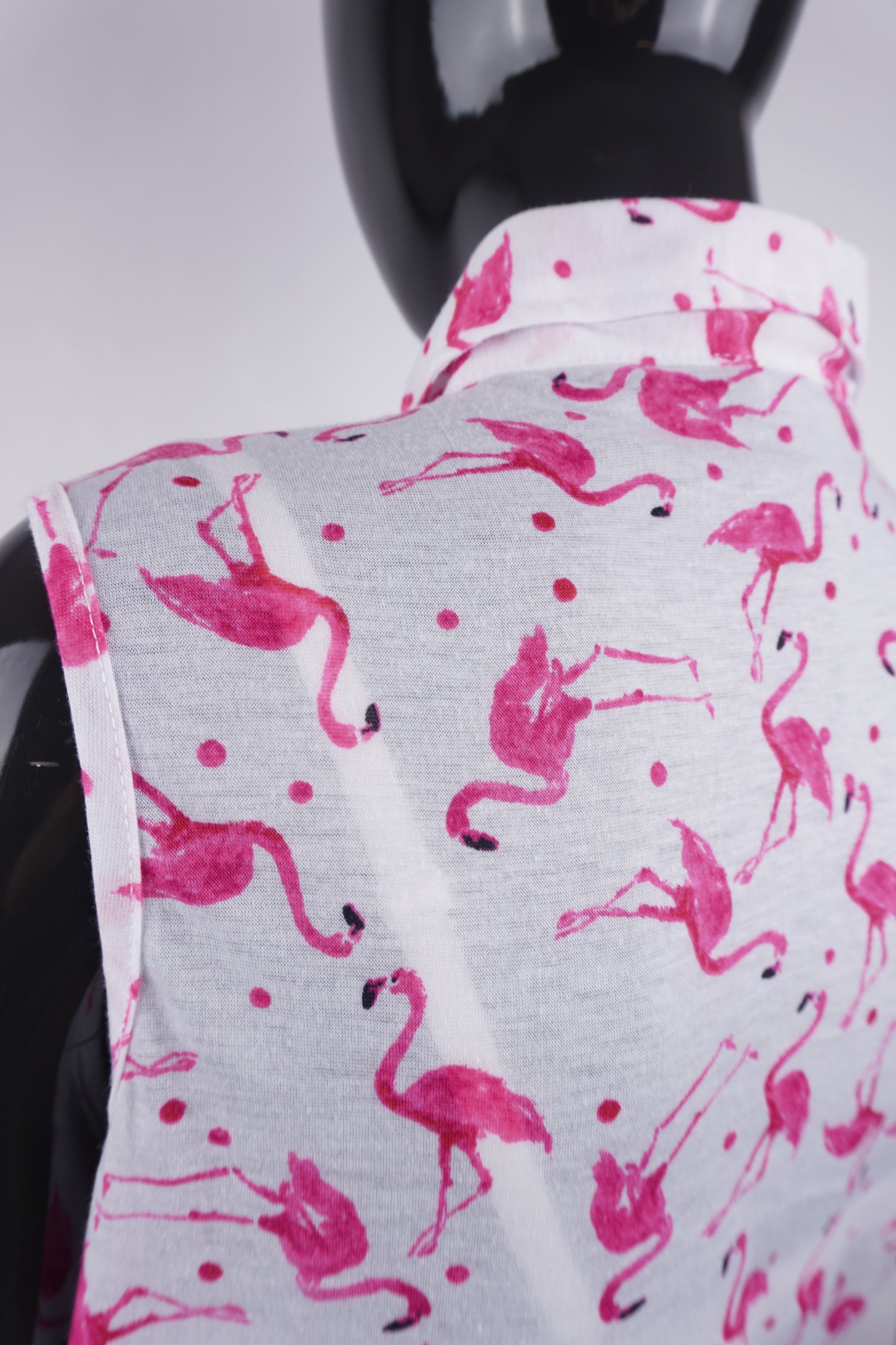 Ärmellose Bluse mit Flamingos
