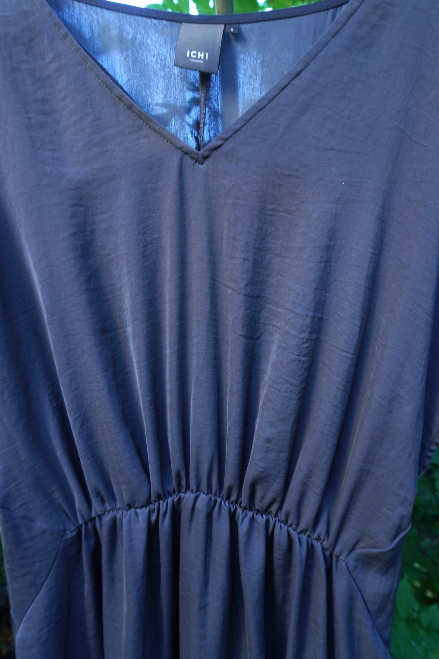 graues leichtes Kleid von ICHI