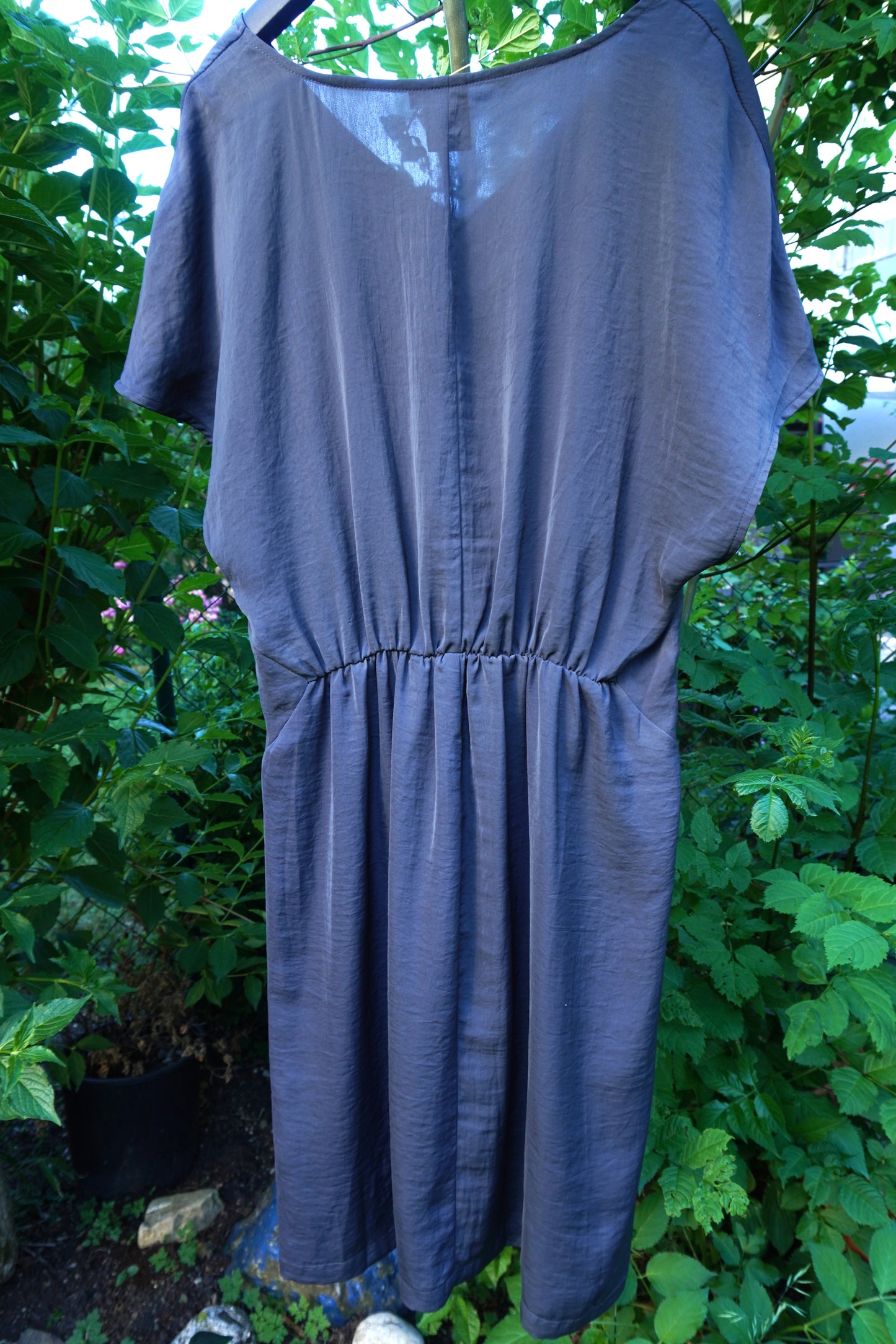 graues leichtes Kleid von ICHI