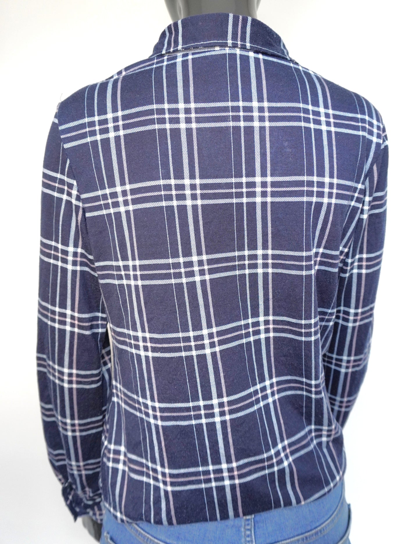 dunkelblaue Karo-Bluse